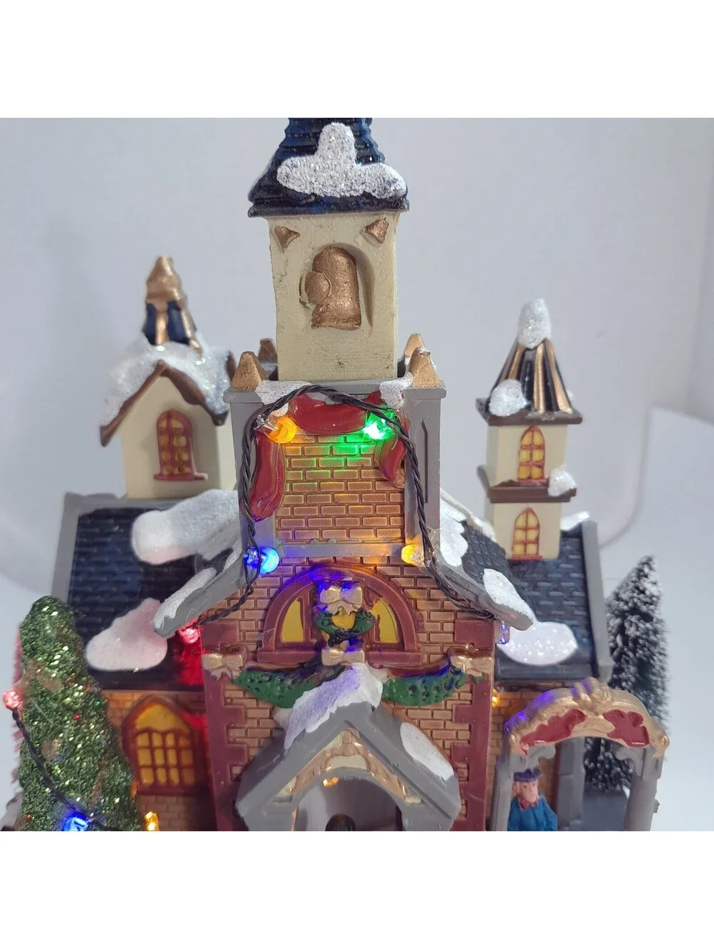 Avon Holiday Blessings Church lighted Fiber Optic Christmas village 2012 chapel